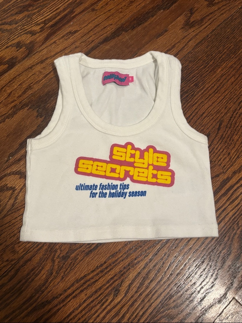 Edikted Women’s White Tank Top With 'Style Secrets' Graphic Size XS